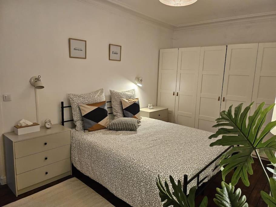Charmant Nice Appartement 5 Personnes People Max Parijs Buitenkant foto